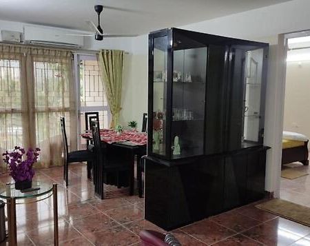 Silver Oaks Flat Sc Golf Links Road Kowdiar Thiruvananthapuram By Probity Ventures Buitenkant foto